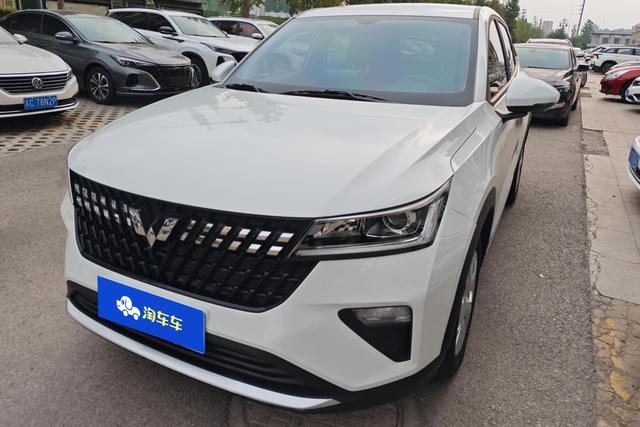 Wuling Starcraft 2022 1.5L Manual Freedom