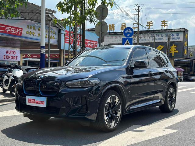BMW iX3 2022 Genesis