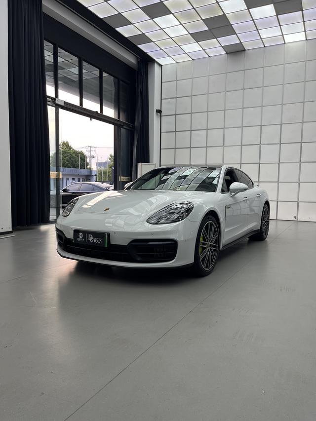 Panamera E-Hybrid 2023 Panamera 4 E-Hybrid Sport Turismo 2.9T