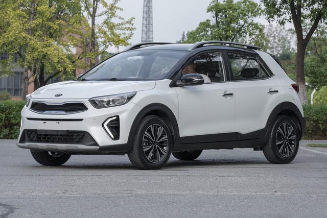 Eclat 2021 1.4L CVT Fun Sunroof Model