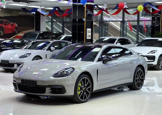 Panamera E-Hybrid 2018 Panamera 4 E-Hybrid 2.9T