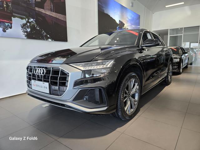 Audi Q8 2022 55 TFSI Luxury Dynamic
