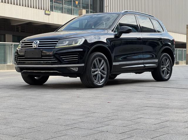 Touareg 2018 Model 3.0 TSI Glory Collector's Edition