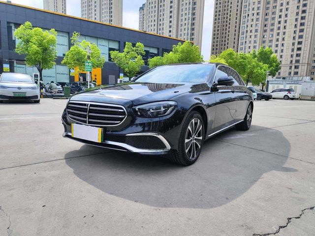 Mercedes-Benz E-Class PHEV model year 2022 secondary facelift E 350 e L Sedan
