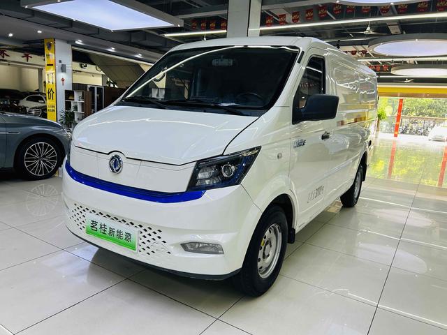 Yufeng EM27 2023 rear drive 2-seater pure electric original customized version