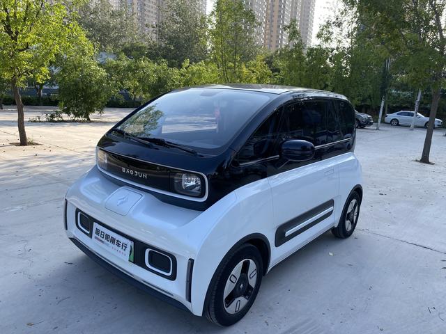 Baojun E300 2020 Plus Star Smart Edition