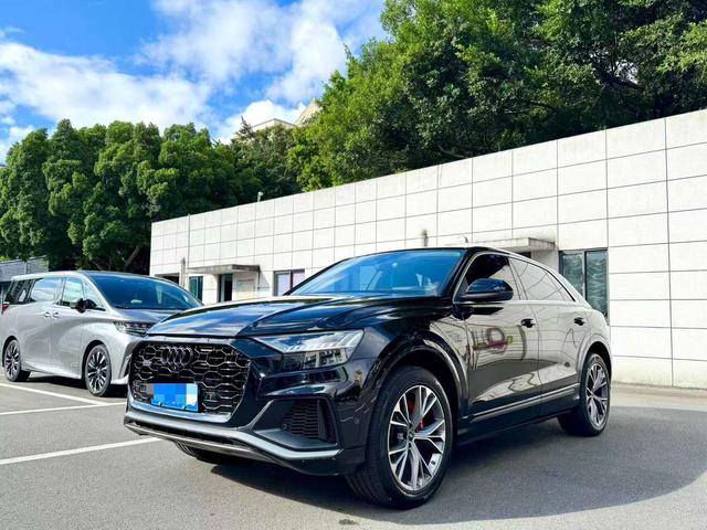 Audi Q8 2022 55 TFSI Luxury Dynamic