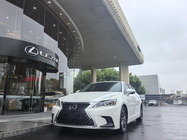 Lexus CT 2020 CT200h Elite Edition Monochrome