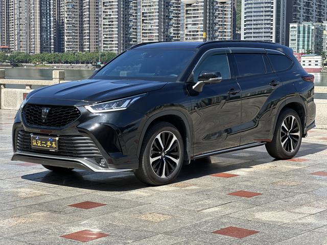 Crown Land Release 2022 2.0T Automatic 4WD Power Edition