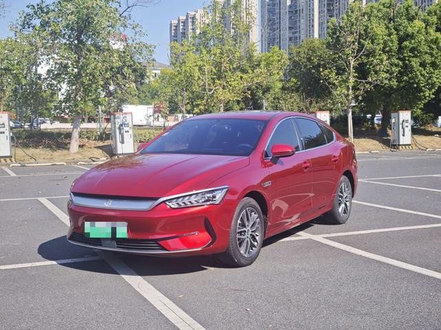 Qin PLUS EV 2021 400KM Luxury Model