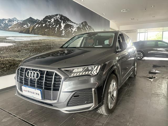 Audi Q7 2021 45 TFSI quattro S line Sport