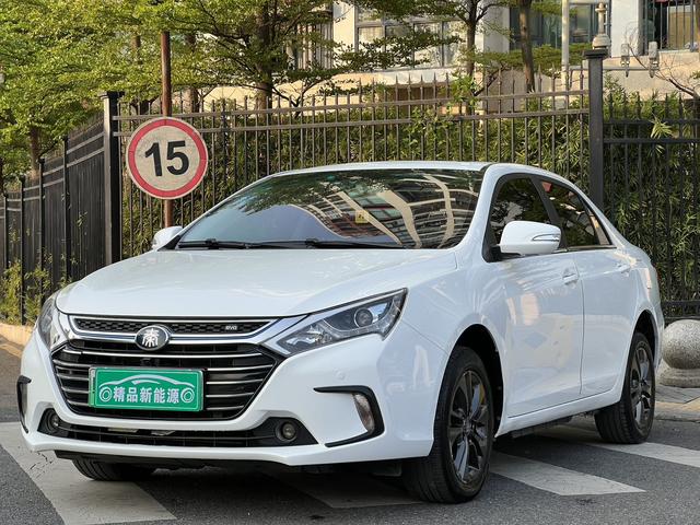 Qin DM 2018 model 1.5T Zhilian Premium Type