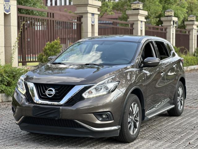 Loulan 2019 2.5L XE two-wheel drive Elite Edition Country VI