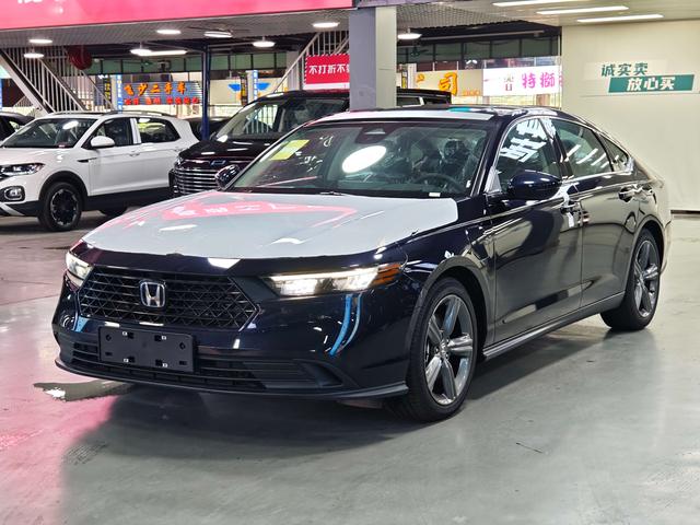 Accord PHEV 2024 e: PHEV Deluxe Edition