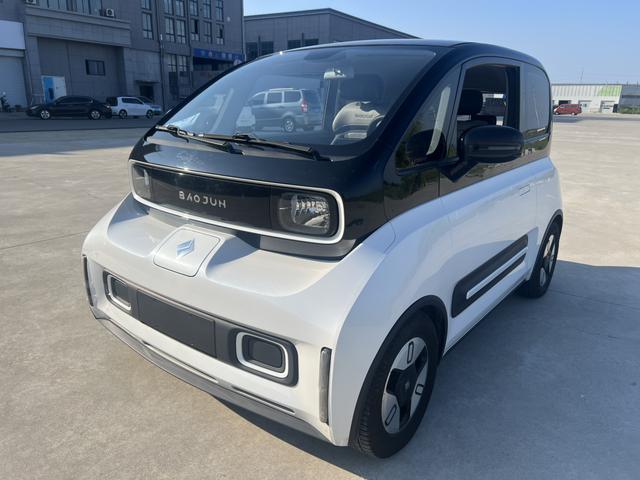 Baojun E300 2020 Plus Star Smart Edition