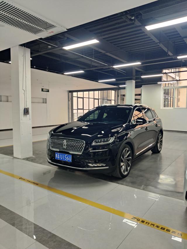 Voyager 2021 2.7T 4WD Premium