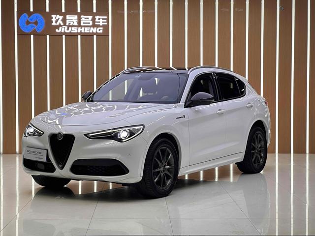 Stelvio Steinway 2017 2.0T 200HP Luxury Edition