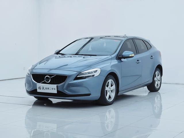 Volvo V40 2018 T3 Smart Edition