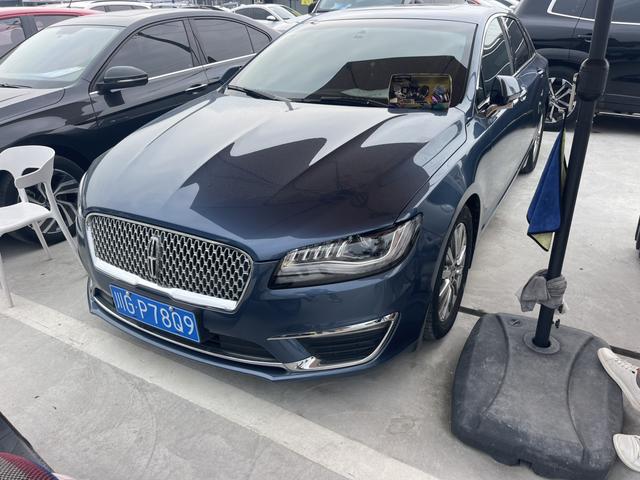 Lincoln MKZ 2019 2.0T Exclusive Edition Country V