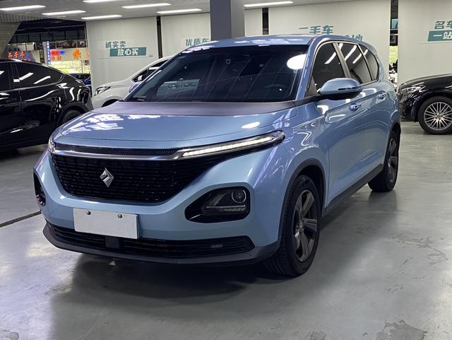Baojun RM-5 2019 1.5T CVT 24-hour online elite 6-seater