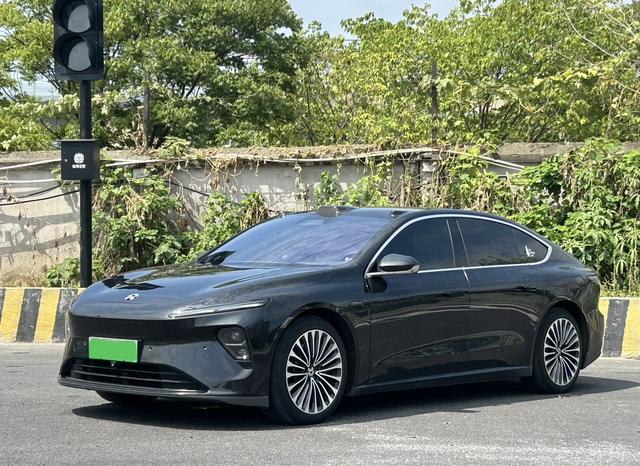Azera ET7 2021 75kWh