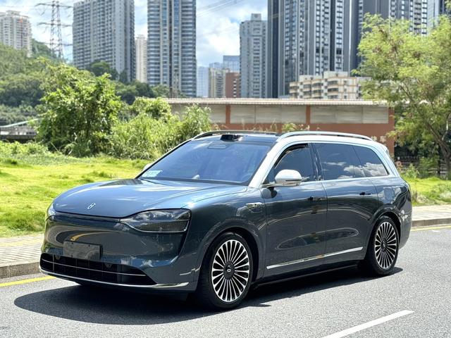 Wenjie M9 2024 Extended Range Ultra Five-seater version