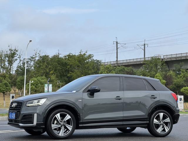 Audi Q2L 2020 35TFSI Stylish Dynamic