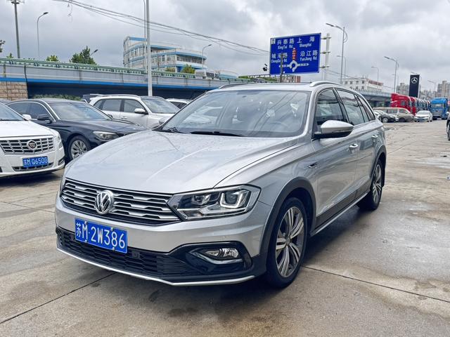 C-TREK Wei Ling 2018 230TSI DSG Luxury Type