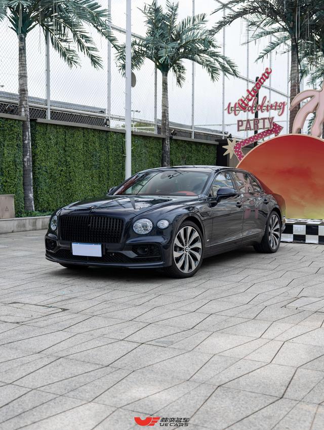 Flying Spur 2022 4.0T automatic four-wheel drive 4-seater parallel import