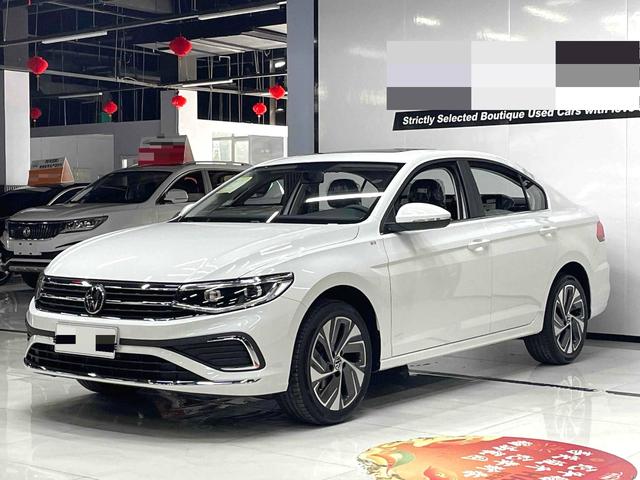 Bora 2023 200TSI DSG Pleasure PRO Edition