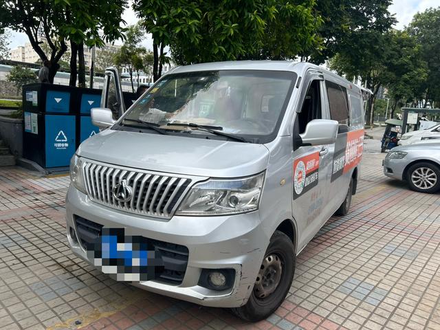 Ruixing M80 2018 model 1.5L basic type cargo flat top back sliding door 4G15S