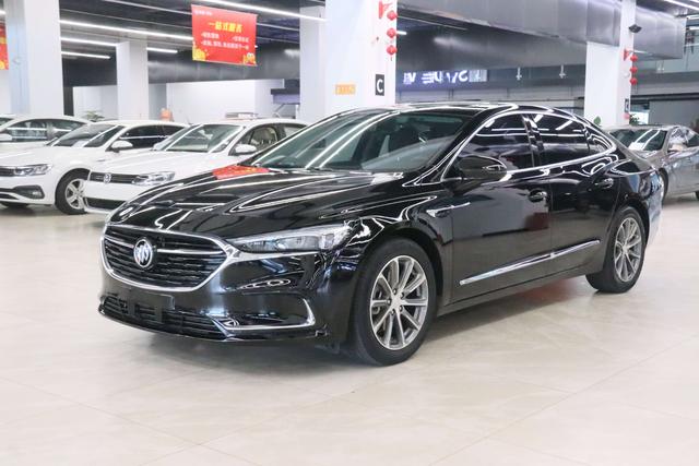 Grand Touring 2021 652T Luxury