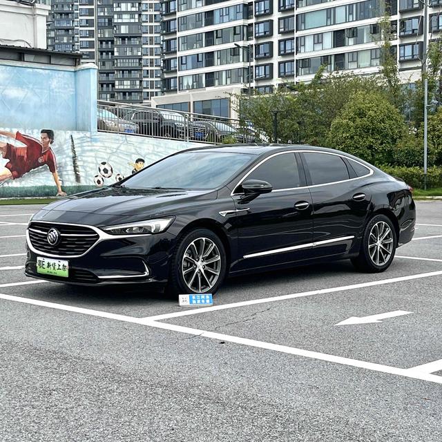 Grand Touring 2019 28T Premium