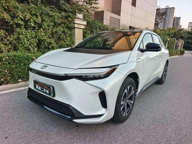 GAC Toyota Platinum Wisdom 4X 2024 615 MAX Version