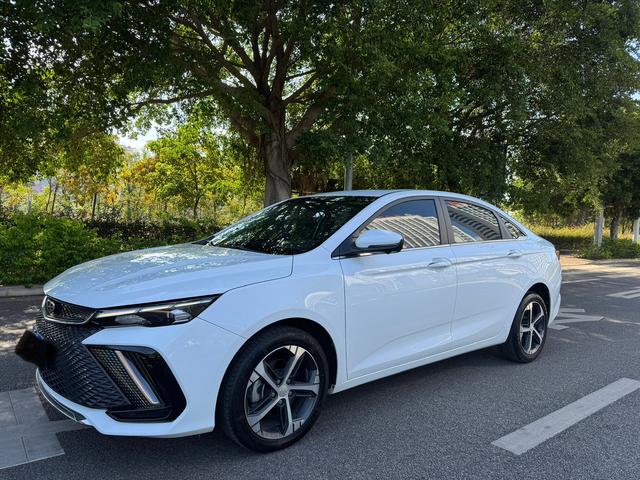 Emgrand L 2022 1.4T CVT Extreme Type