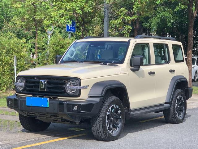 Tank 300 Hi4-T 2025 model 2.0T standard type