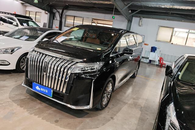 Alpine 2023 four-wheel drive executive extended version