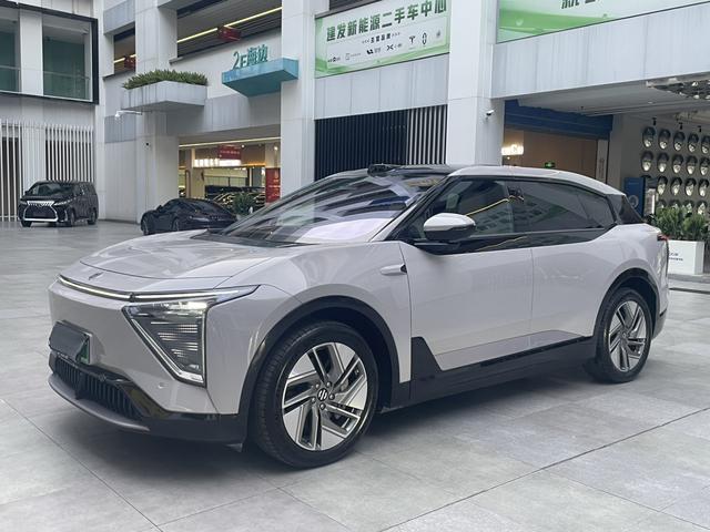 High Hopper HiPhi Y 2023 560km Pioneer Edition