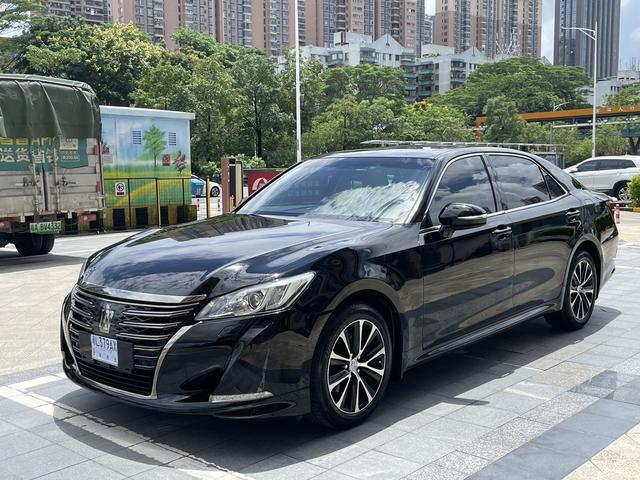Crown 2018 2.0T Style Edition