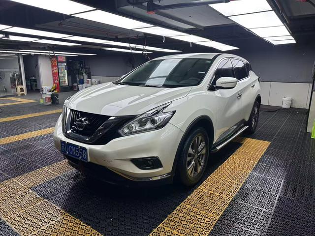 Loulan 2019 2.5L XE two-wheel drive Elite Edition Country VI