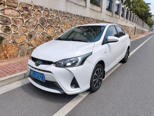 YARiS L Enjoy 2020 1.5L CVT Leader