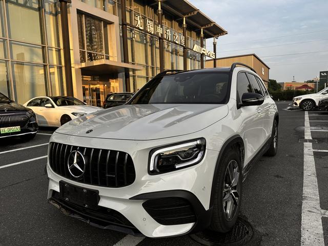 Mercedes-Benz GLB AMG 2020 AMG GLB 35 4MATIC