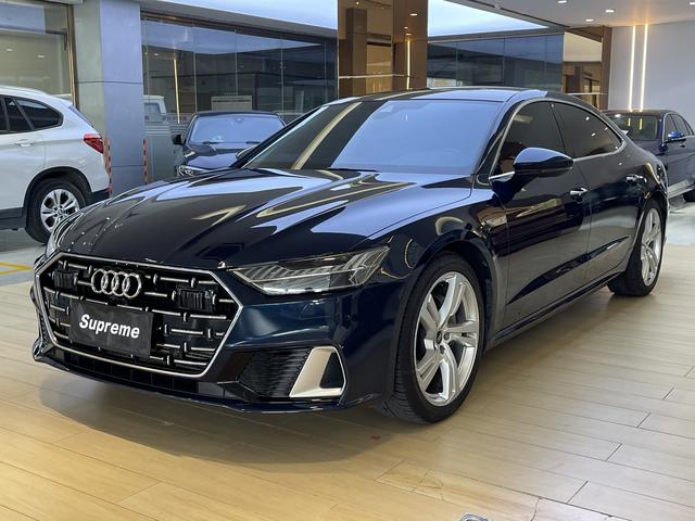 Audi A7L 2022 45 TFSI S-line Dreaming of the Future Edition
