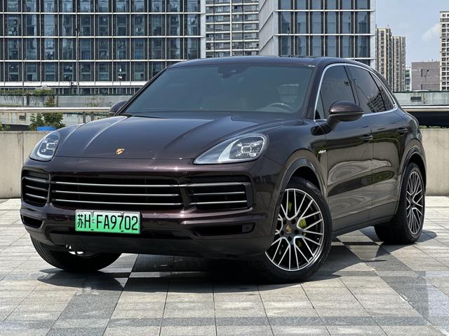 Cayenne E-Hybrid 2022 Cayenne E-Hybrid Platinum Edition British Edition