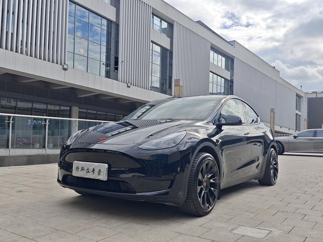 Model Y 2024 rear-wheel drive version