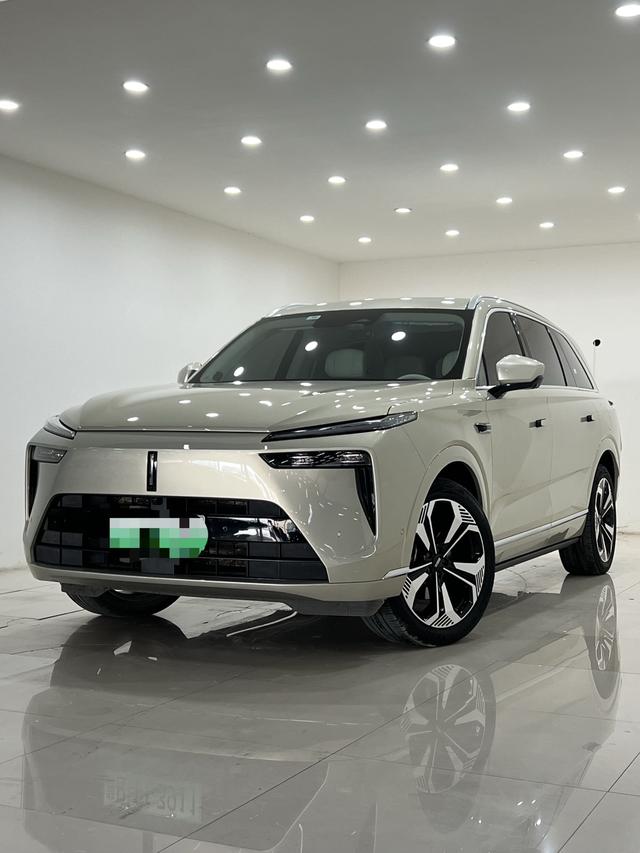 Blue Mountain 2023 four-wheel drive ultra-long battery life version