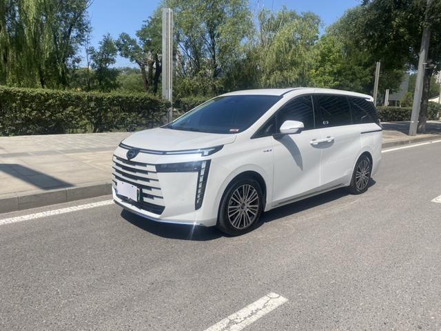 Trumpchi E8 PHEV 2024 model 2.0 ATK 150km MAX+