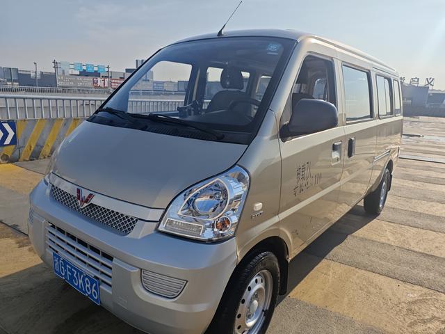 Wuling Rongguang 2021 1.5L Extended Standard Booster Version