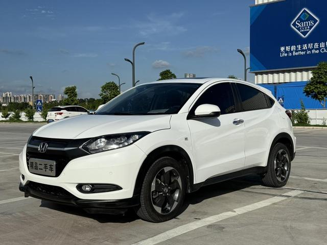 Colorado 2017 1.8L CVT 2WD Deluxe