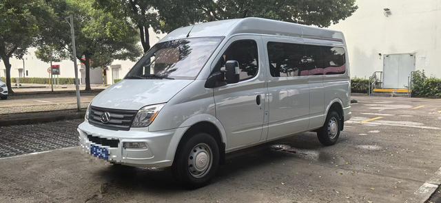 Xintu V80 2023 2.0T manual classic Max Express Power version long axis mid-top 6/7/8/ 9 seats